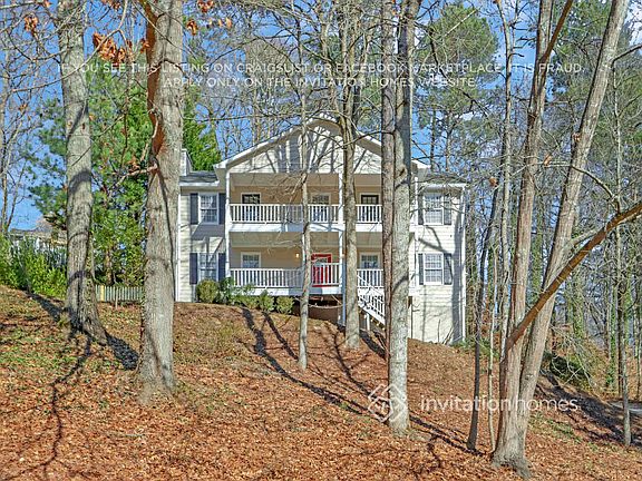 3rd image of 3775 Rivaridge Dr