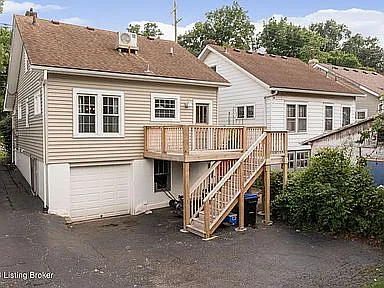 3 bed, 1.5 bath, 1260 sqft, $1,895 — Photo 3