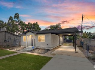 407 Water St, Bakersfield, CA 93305