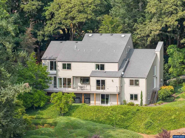 341 Maple Hill Dr NW, Salem, OR 97304