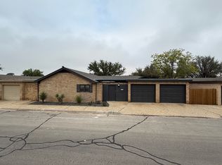 1406 W Pecan Ave, Midland, TX 79705