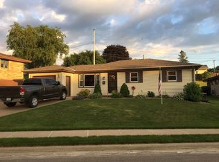 1214 Madera St, Dubuque, IA 52001