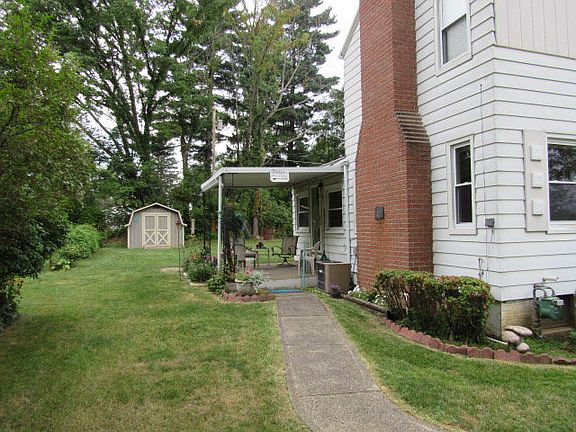 4th image of 62 Shady Ln