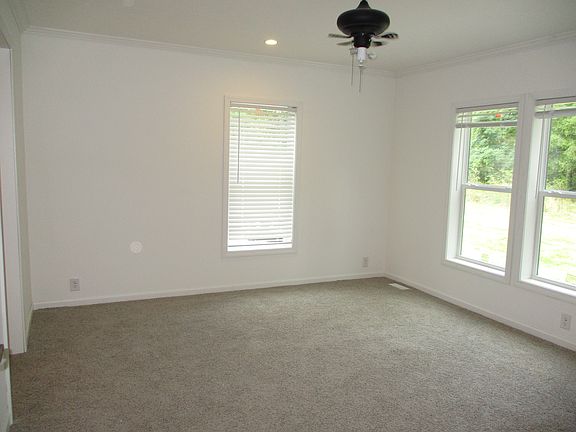4th image of 43253 Clementine Dr #218