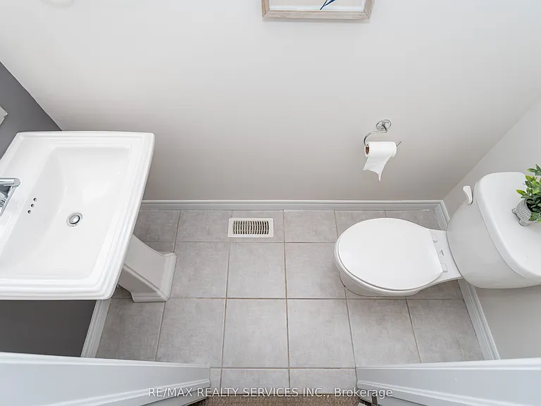 7 Baker Ln — Photo 26