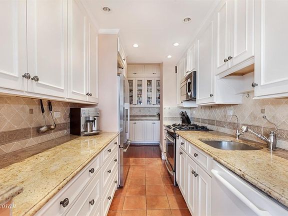 3rd image of 205 W End Ave APT 29H