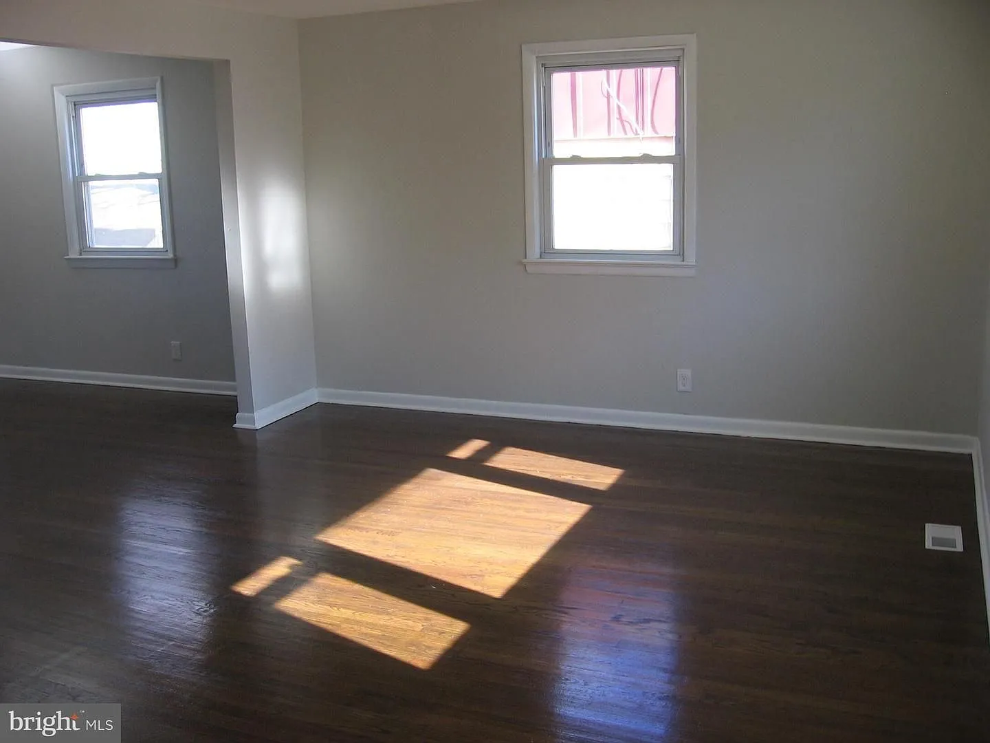 Fantastic split level single family home! — Photo 3