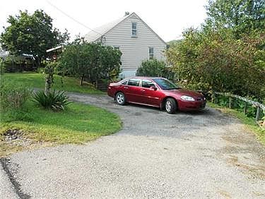 2nd image of 549 Agnew Rd