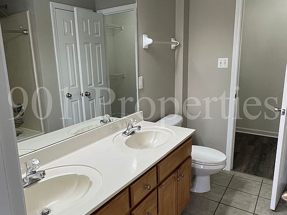 5th image of 9851 Maggie Woods Ln
