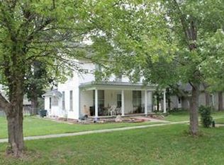 220 Madison St, Pomona, KS 66076