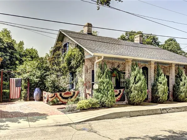 225 Poete St, Natchitoches, LA 71457