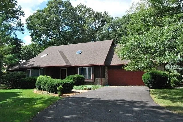 43 Windsor Dr photo 1