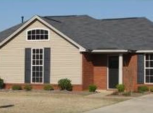 136 Spears Xing, Millbrook, AL 36054