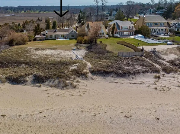 443 Waterside Road, Northport, NY 11768