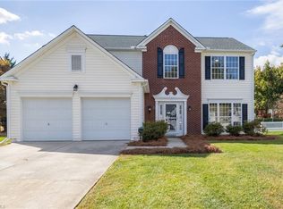 3327 Cherrybrook Dr, Jamestown, NC 27282