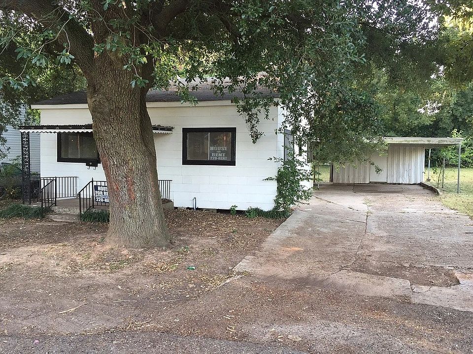 1st image of 202 Kelly St