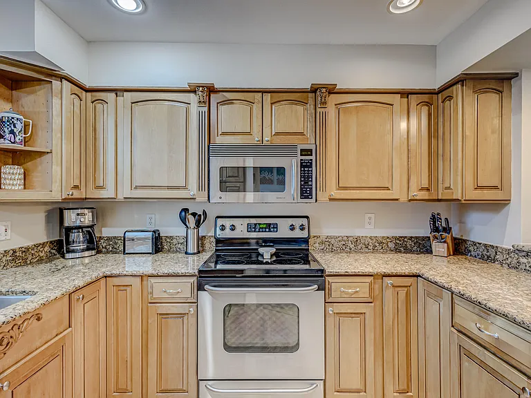 406 Mainsail Cir — Photo 24
