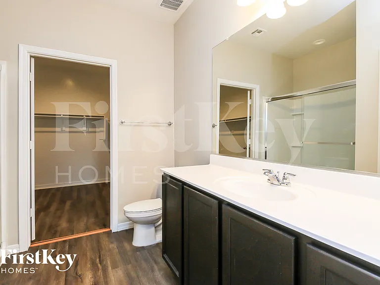 398 W Powell Dr — Photo 11