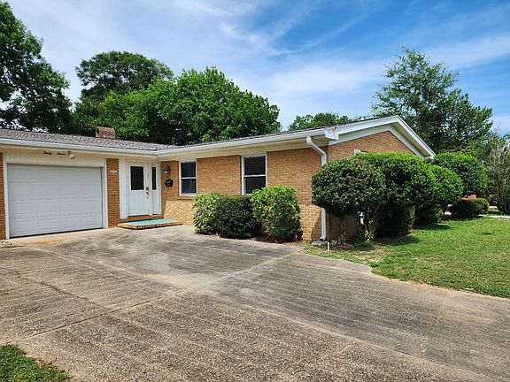 2nd image of 3710 Cherry Laurel Dr