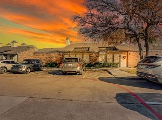 634 Bellaire Dr APT C, Hurst, TX 76053