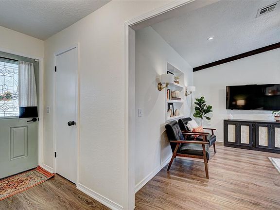 3rd image of 13320 Turtle Creek Dr