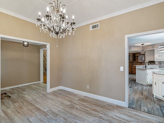 5th image of 1527 Estates Way
