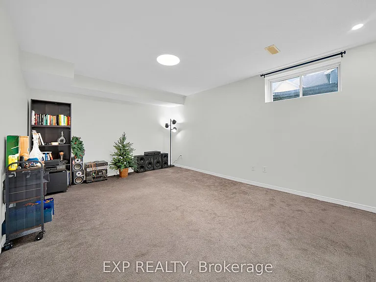 436 Claridge Dr — Photo 23