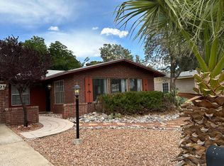 3123 Enchanted Dr, Las Cruces, NM 88011