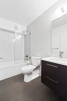 Rented by Greystar | media 19