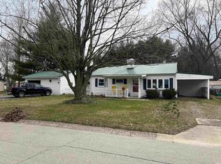 1705 Monroe St, Rochester, IN 46975