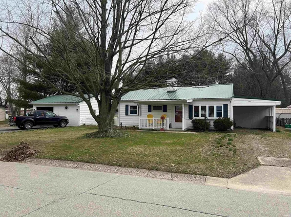 1705 Monroe St, Rochester, IN 46975