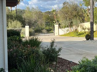 832 Grove View Rd, Oceanside, CA 92057