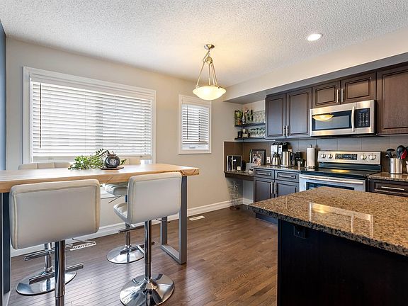 4th image of 655 Tamarack Rd NW #64