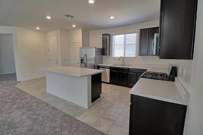 857 W Calle Tikal — Photo 5