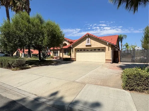 27423 Nottingham St, Hemet, CA 92544