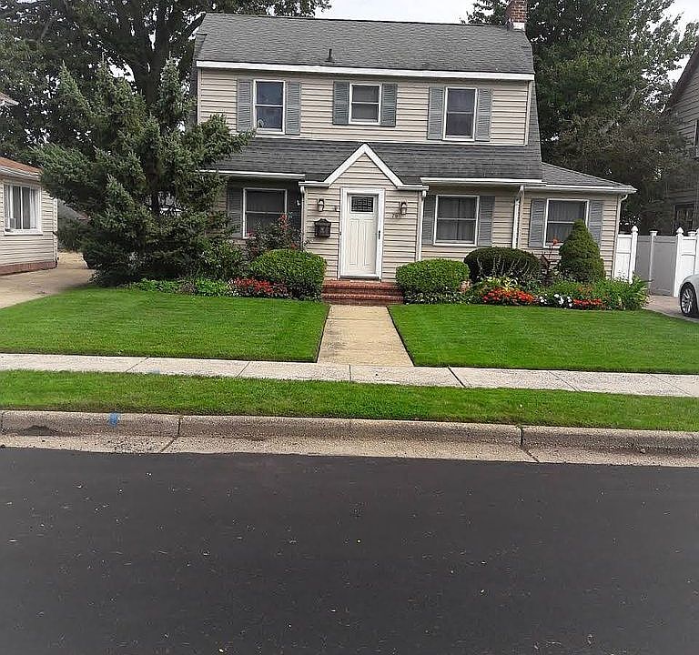 1st image of 79 Parsons Dr
