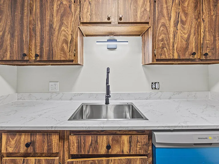 2519 Culver Road Apartments — Photo 21