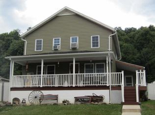 141 Honey Pot St, Nanticoke, PA 18634