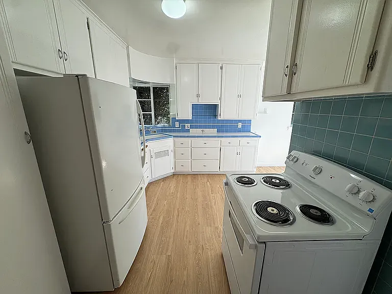 337 E Weldon Ave — Photo 13