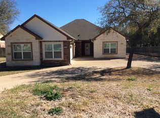2206 Teton Ave, Lampasas, TX 76550