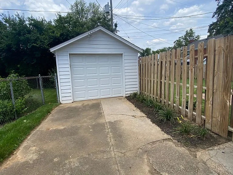 4109 Winchester Rd — Photo 23