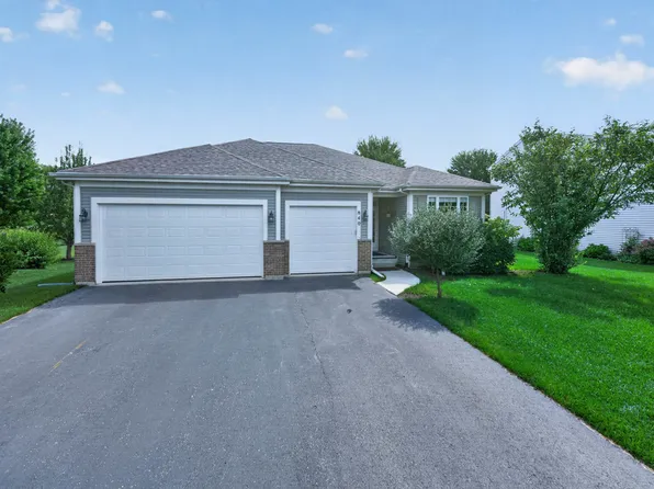 840 Verdi Ct, Woodstock, IL 60098