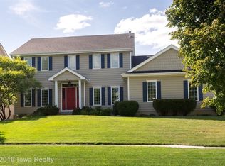 201 S 26th St, West Des Moines, IA 50265