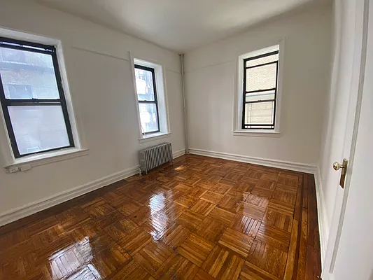 Rented by S&M Associates Realty LLC | media 4