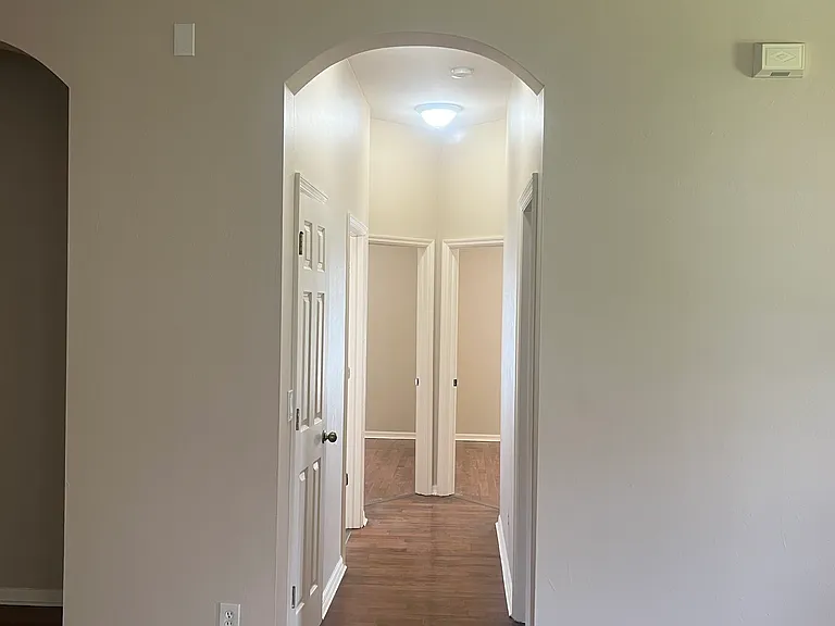 5135 Baron St — Photo 18