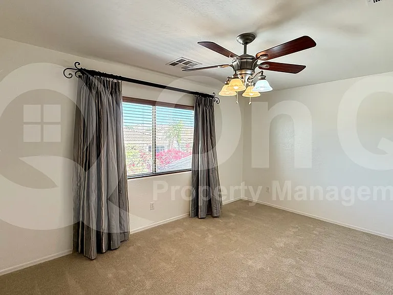 2314 W Spur Dr — Photo 27