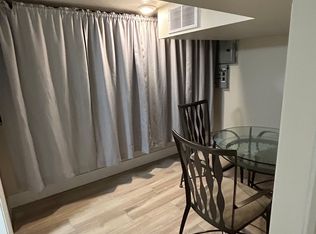 97 Connolly St N #4, Toronto, ON M6N1E7