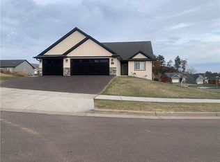 6441 Silver Lake Dr, Eau Claire, WI 54703