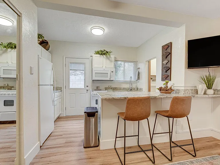 3916 Vegas Dr #1-A — Photo 4