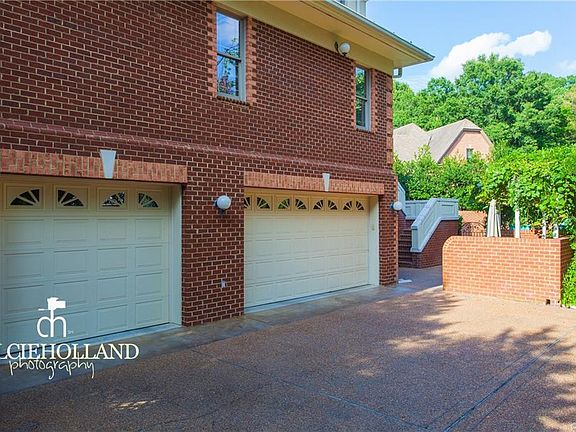 2nd image of 611 Walsing Dr
